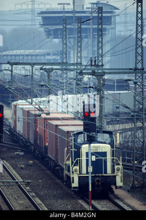 Smistamento ferroviario cantiere nel porto di Amburgo, Germania. Foto Stock