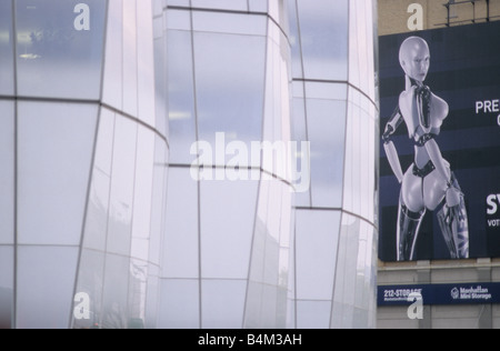 Architetto Frank Gehry's IAC World HQ, in Chelsea District di Manhattan, New York, con la vicina billboard Foto Stock