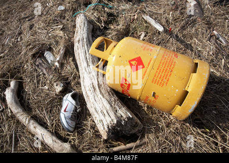 Oggetto di dumping la bombola del gas Foto Stock