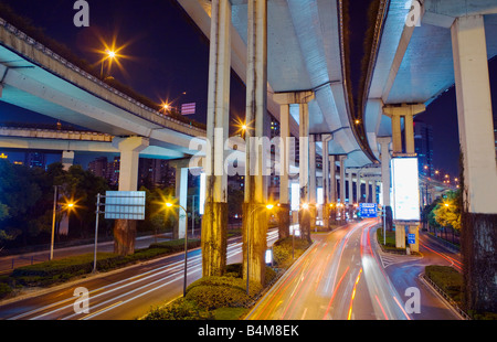 Shanghai, Cina. Autostrada sopraelevata. Foto Stock