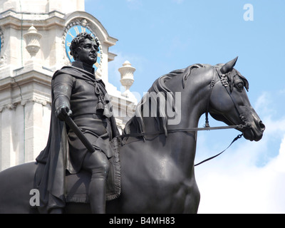 Statua equestre del re George IV Trafalgar Square Londra Foto Stock