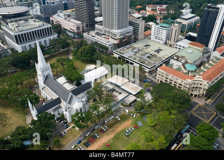 Nel cuore di una città frenetica una veduta aerea di St Andrew s Cathedral Foto Stock