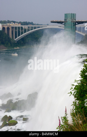 La torre di osservazione al Prospect Point Park Cascate del Niagara dal lato americano in alta risoluzione degli Stati Uniti Foto Stock