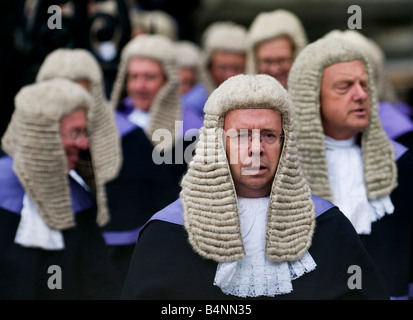 I giudici in una processione da Westminster Abbey Foto Stock