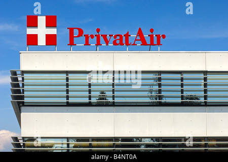 La sede centrale della compagnia aerea PrivatAir, Ginevra, Svizzera Foto Stock