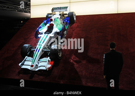 Una Formula One racing car esposti al Paris International Auto Motor Show. Foto Stock