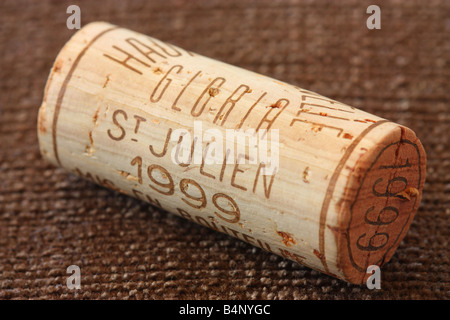 St Julien 1999 vino tappo di sughero Foto Stock