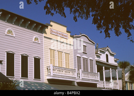 Case tradizionali in Duvall Street Key West Florida U S A Foto Stock