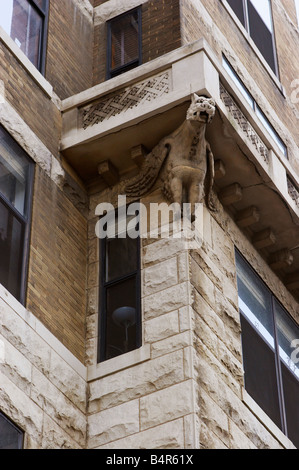 Moresco e romanica in stile Revival doccioni sulla Hotel del Cairo condomini costruito nel 1894 a Washington DC Foto Stock