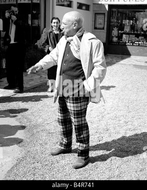 Artista spagnolo Pablo Picasso al Cannes Film Festival Maggio 1957 Foto Stock