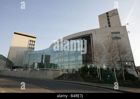 Città di Bradford, Inghilterra. Facciata nord e ingresso principale di Bredford Media Nazionale Museo. Foto Stock