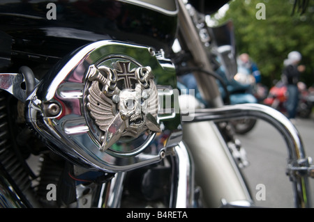 Skull & Crossbones motocicletta personalizzata Foto Stock