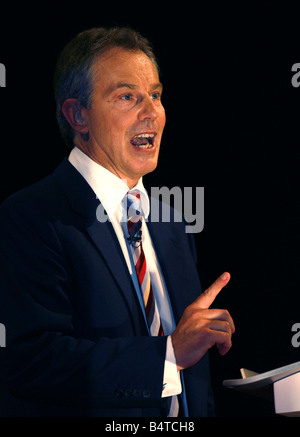 Tony Blair fa il suo ultimo discorso alla conferenza come leader a Manchester Foto Stock