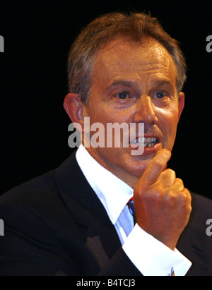 Tony Blair fa il suo ultimo discorso alla conferenza come leader a Manchester Foto Stock