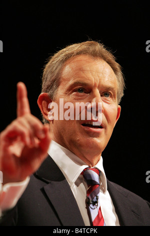 Tony Blair fa il suo ultimo discorso alla conferenza come leader a Manchester Foto Stock