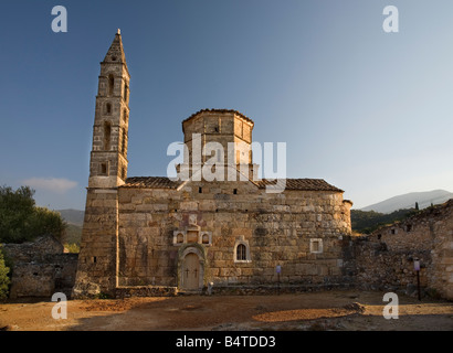 Chiesa di Agios Spiridon Vecchia città di Kardamili Kardamili Peloponneso Grecia Foto Stock