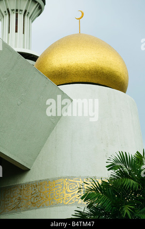 Cupola sulla Condizione Sabah Moschea Kota Kinabalu, Sabah Malaysia Foto Stock