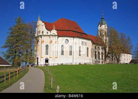 La Chiesa del pellegrinaggio di Wies la chiesa del pellegrinaggio del flagellato Salvatore County Steingaden Pfaffenwinkel Baviera Germania Europa Foto Stock