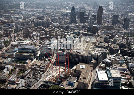 Vista aerea sud di Broadgate Tower Sito in costruzione alla stazione di Liverpool Street City of London Tower blocca il Gherkin Fiume Th Foto Stock