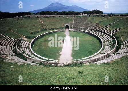 Il Teatro Grande di Pompei a Roma Italia può contenere non meno di 5 milioni di spettatori Foto Stock