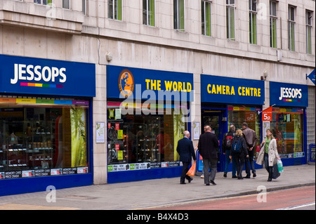 Fotocamera Jessops store; shopping in Oxford Street London Regno Unito Foto Stock