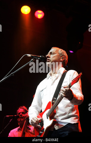 Mark Knopfler esegue a Newcastle City Hall Foto Stock