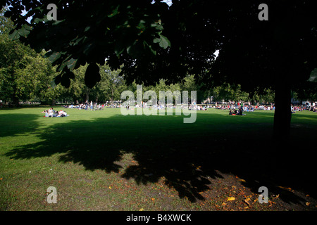 I campi di Londra in Dalston, Londra Foto Stock