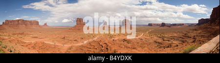 Immagine panoramica della Monument Valley, Utah, Stati Uniti d'America Foto Stock