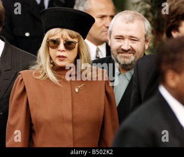 Patti Boyd a Conor Clapton funerale ex modello ed ex moglie del cantautore Eric Clapton Foto Stock