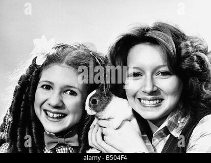 Lena Zavaroni cantante e stage school amico Bonnie Langford che ha anche girato a fama giovani DBASE MSI Foto Stock