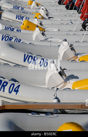 Rigid Inflatable Boats, 'costola's", prima di inizio gara, Volvo Ocean Race 2008-2009, Alicante, Comunidad Vaenciana, Spagna Foto Stock