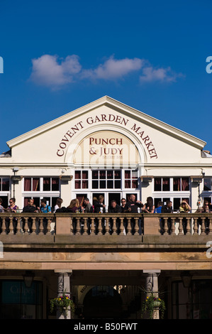 Punch e Judy Pub di Covent Garden London Regno Unito Foto Stock