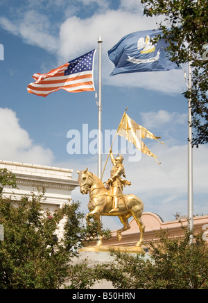 Statua di Giovanna d'arco nel Quartiere Francese. New Orleans, LA, Stati Uniti d'America. Foto Stock