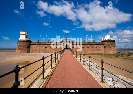 New Brighton. Il pesce persico Rock fort Foto Stock