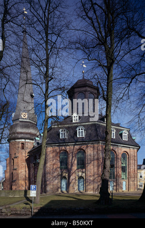 Rellingen, evangelisch-lutherische Kirche Rellinger, Außenansicht von Süden, Architekt Cay Dose Foto Stock