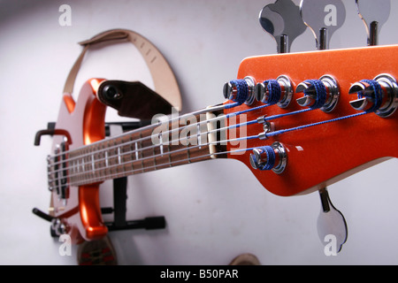 Bassguitar arancione Foto Stock