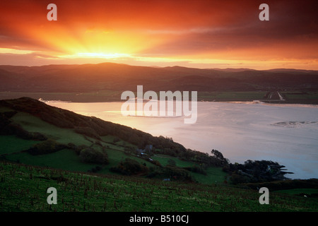 Alba sul Dyfi Estuary Ceredigion Foto Stock