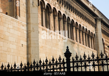 Architettura romanica - Basilica di San Zeno Maggiore, Verona, Italia Foto Stock