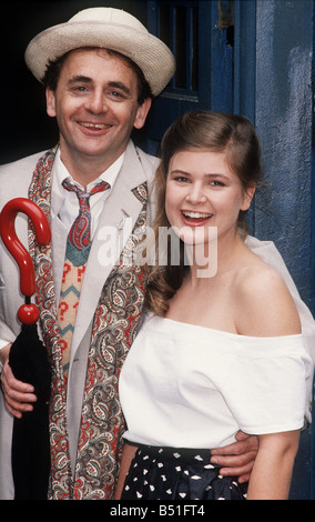 L'attrice Sophie Aldred che ha giocato il compagno Ace accanto al medico che n. 7 Sylvester McCoy 1987 Foto Stock