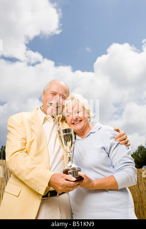 Giovane Azienda Trophy Foto Stock