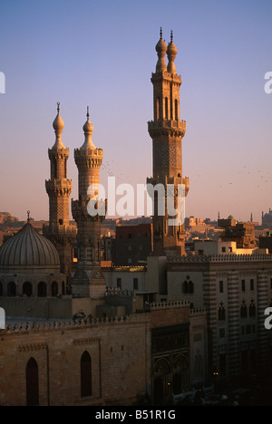 I minareti della Moschea Al-Azhar. Quartiere islamico, il Cairo Foto Stock