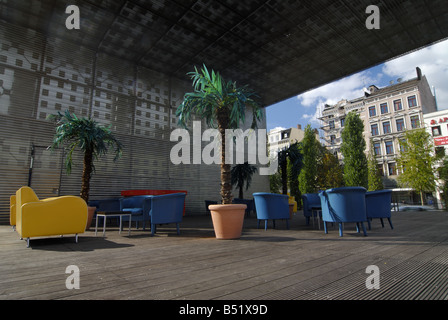 Cafe sulla piazza Spielbuden in Hamburg St. Pauli Foto Stock