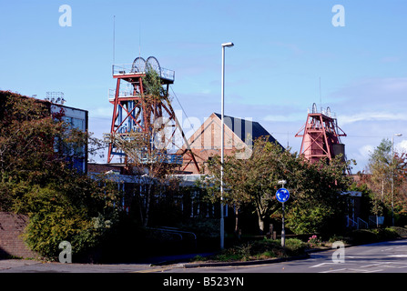 Snibston Discovery Park da High Street, Coalville, Leicestershire, England, Regno Unito Foto Stock