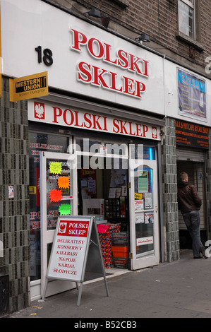 Negozio di Talbot Street quartiere polacco Dublino Irlanda Foto Stock
