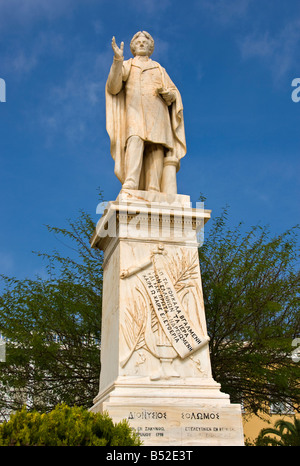 Statua di Dionisios Solomos, ZANTE, ISOLE IONIE Grecia. Foto Stock