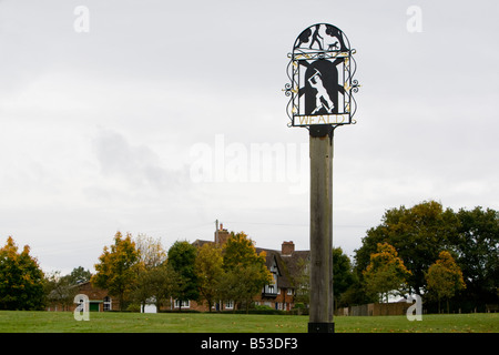 Segno di villaggio, Weald vicino a Sevenoaks Kent REGNO UNITO Foto Stock