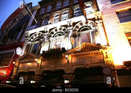 De orli pub di Londra s Chinatown Foto Stock