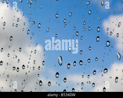 Il sole in un giorno di pioggia Foto Stock