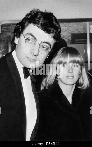 Rowan Atkinson, il satiro della televisione non sono le nove ore di notizie fama, fotografati quando ha frequentato la British Academy Awards. ;Marzo 1981 ;P017091 Foto Stock