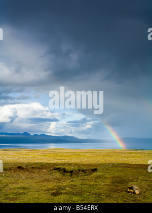 Rainbow oltre il parco nazionale di Þingvellir Suðurland Islanda Foto Stock